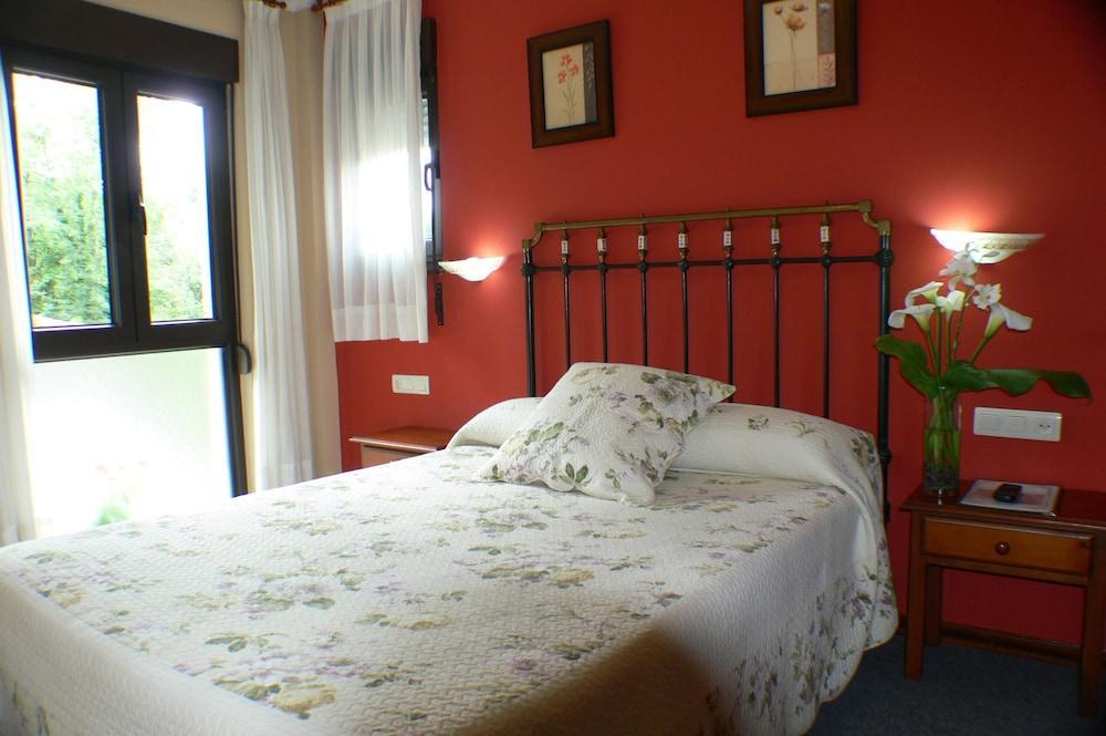 La Casona De Cardes Hotel Cangas de Onis Ngoại thất bức ảnh