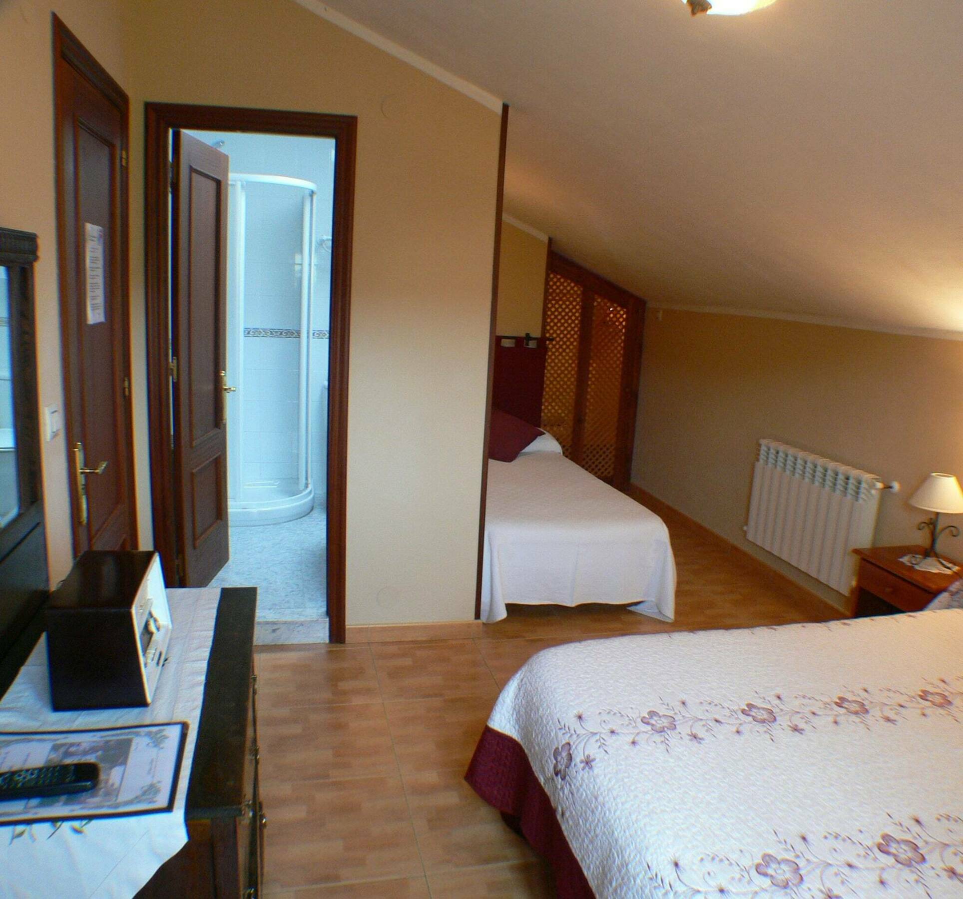 La Casona De Cardes Hotel Cangas de Onis Ngoại thất bức ảnh